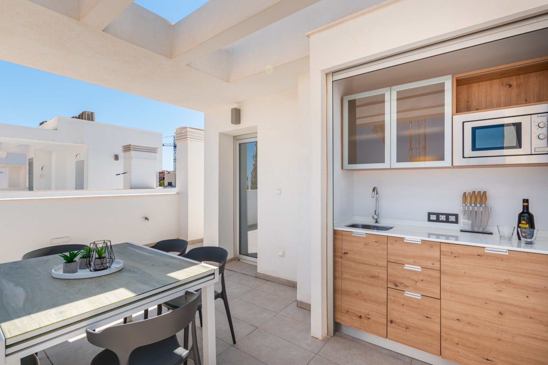 For sale - 3 Bedroom 2 Bathroom Detached House / Villa in Guardamar del Segura - El Raso  - Alicante