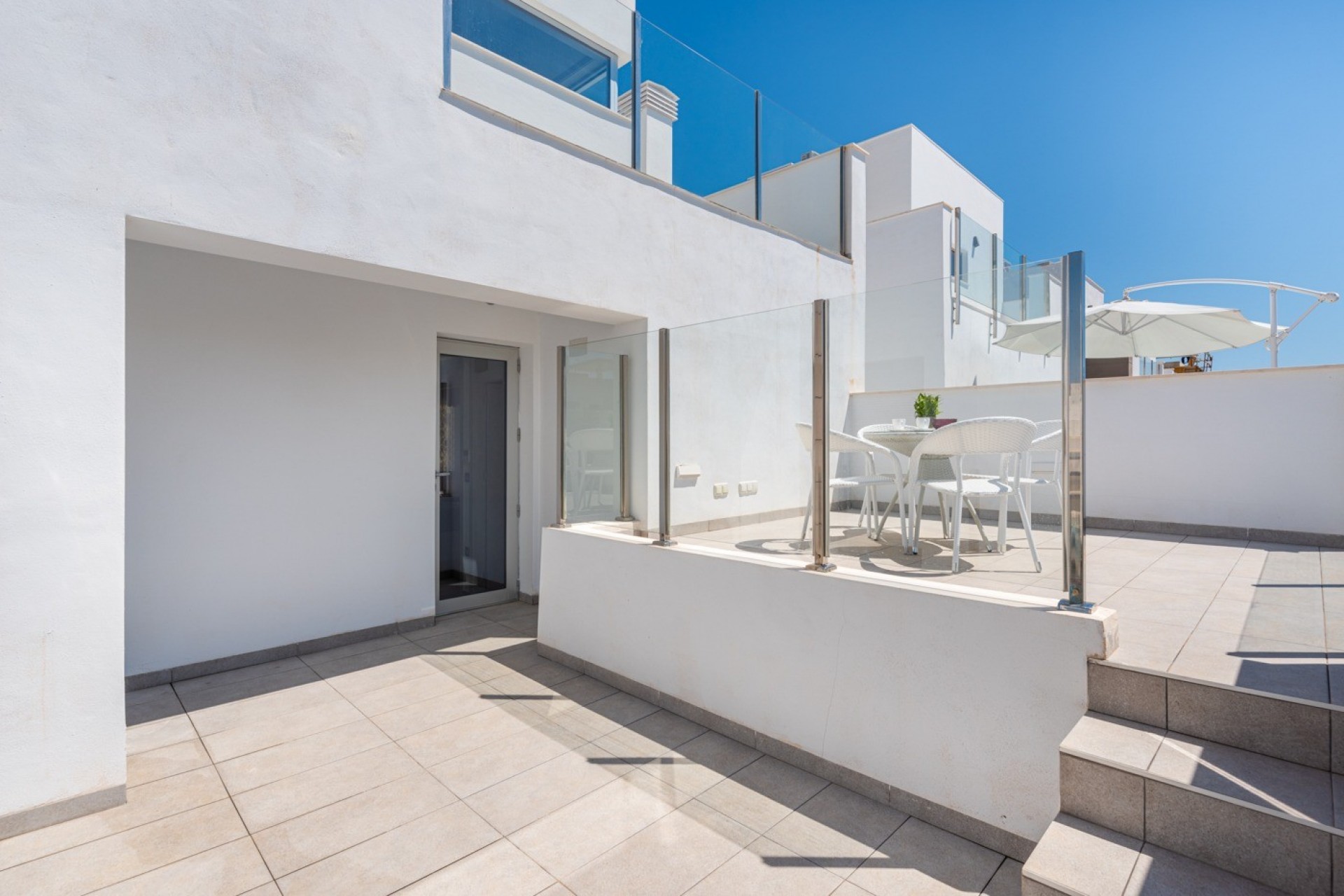 For sale - 3 Bedroom 2 Bathroom Detached House / Villa in Guardamar del Segura - El Raso  - Alicante