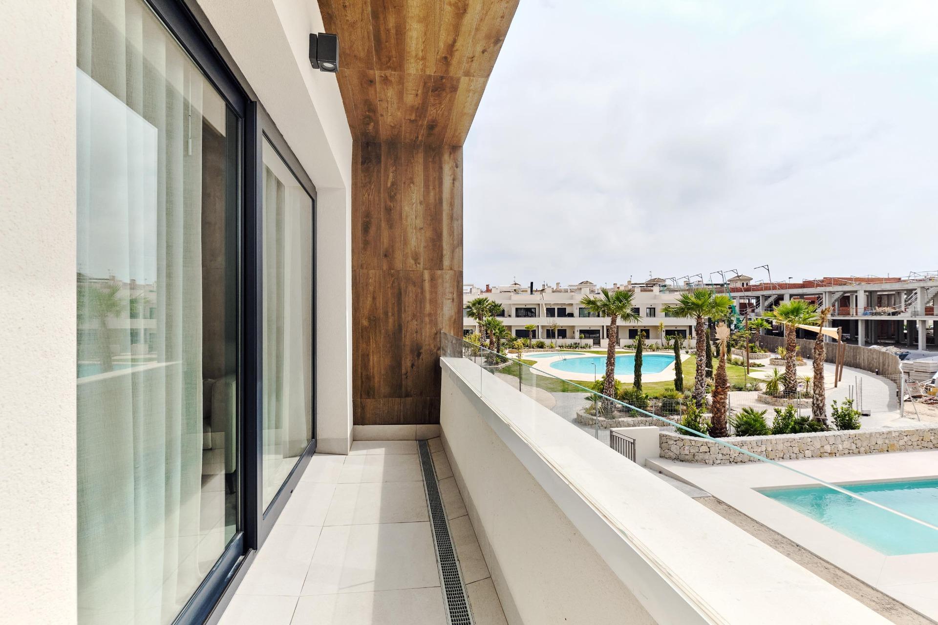 For sale - 2 Bedroom 2 Bathroom Bungalow in Torrevieja - Villa Amalia  - Alicante