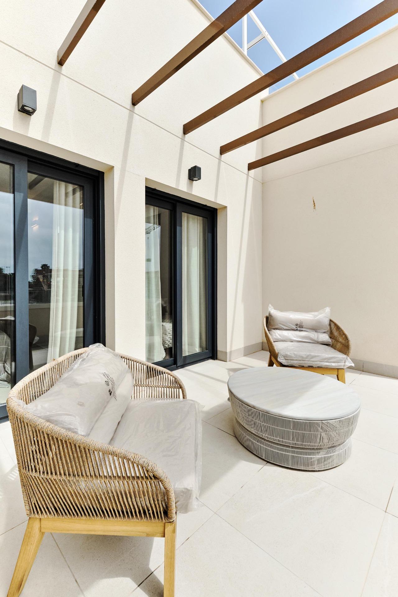 For sale - 2 Bedroom 2 Bathroom Bungalow in Torrevieja - Villa Amalia  - Alicante