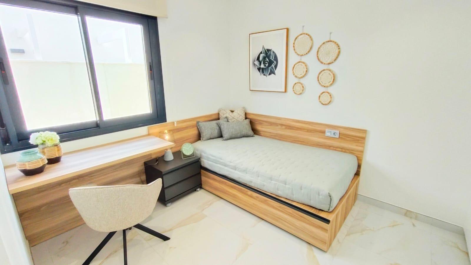 For sale - 3 Bedroom 2 Bathroom Villa in Pilar de La Horadada - Pinar De Campoverde  - Alicante