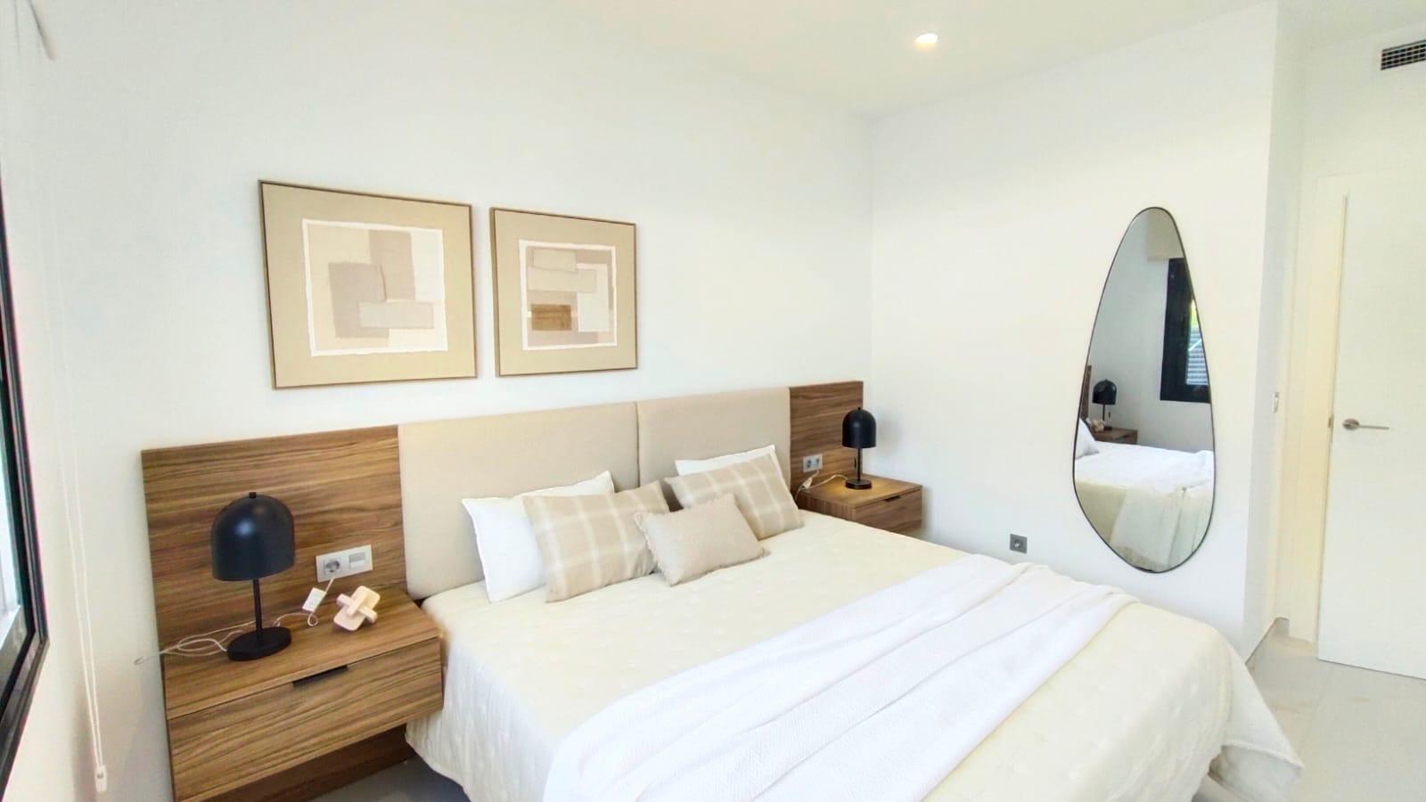 For sale - 3 Bedroom 2 Bathroom Villa in Pilar de La Horadada - Pinar De Campoverde  - Alicante