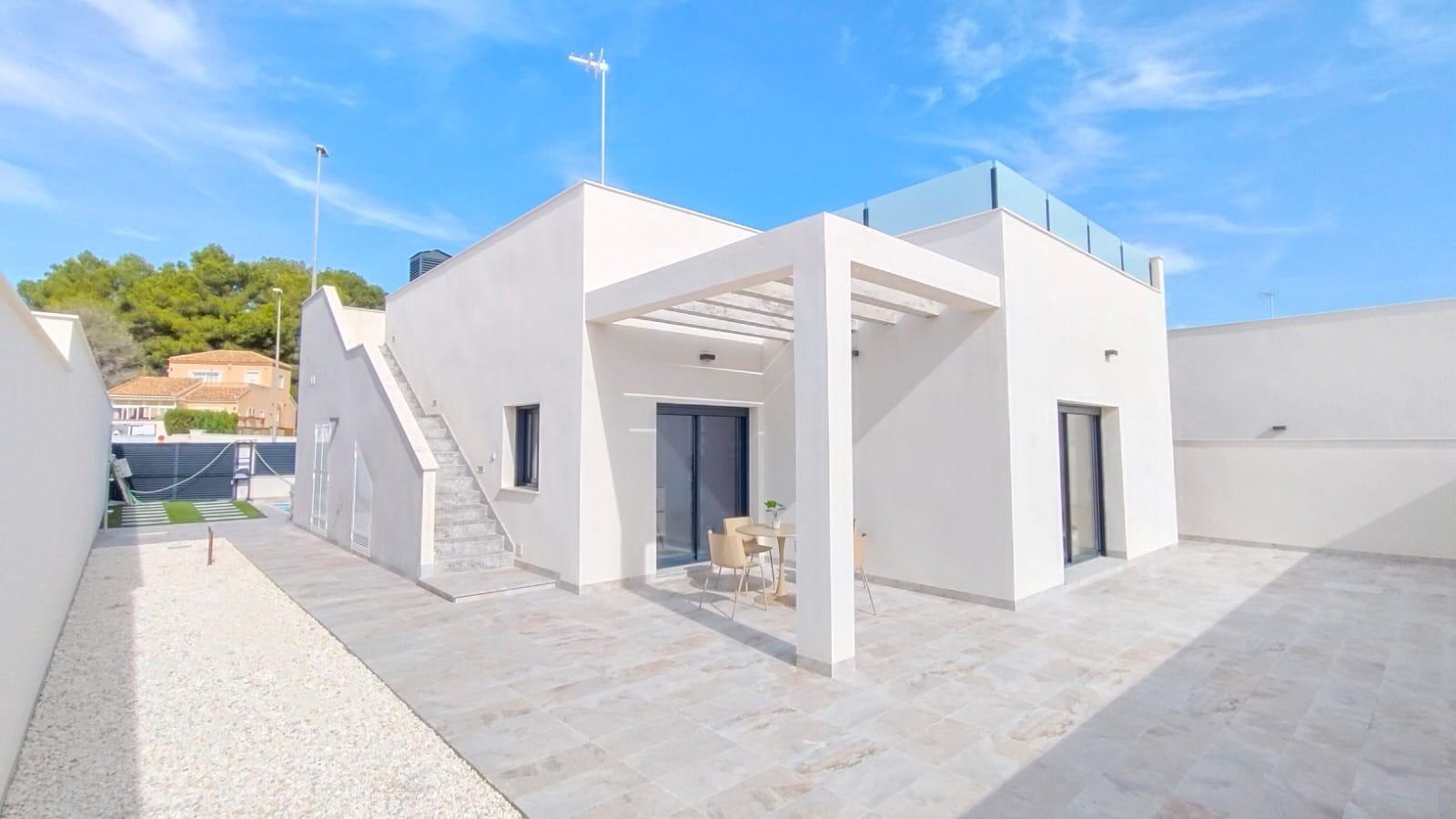 For sale - 3 Bedroom 2 Bathroom Villa in Pilar de La Horadada - Pinar De Campoverde  - Alicante