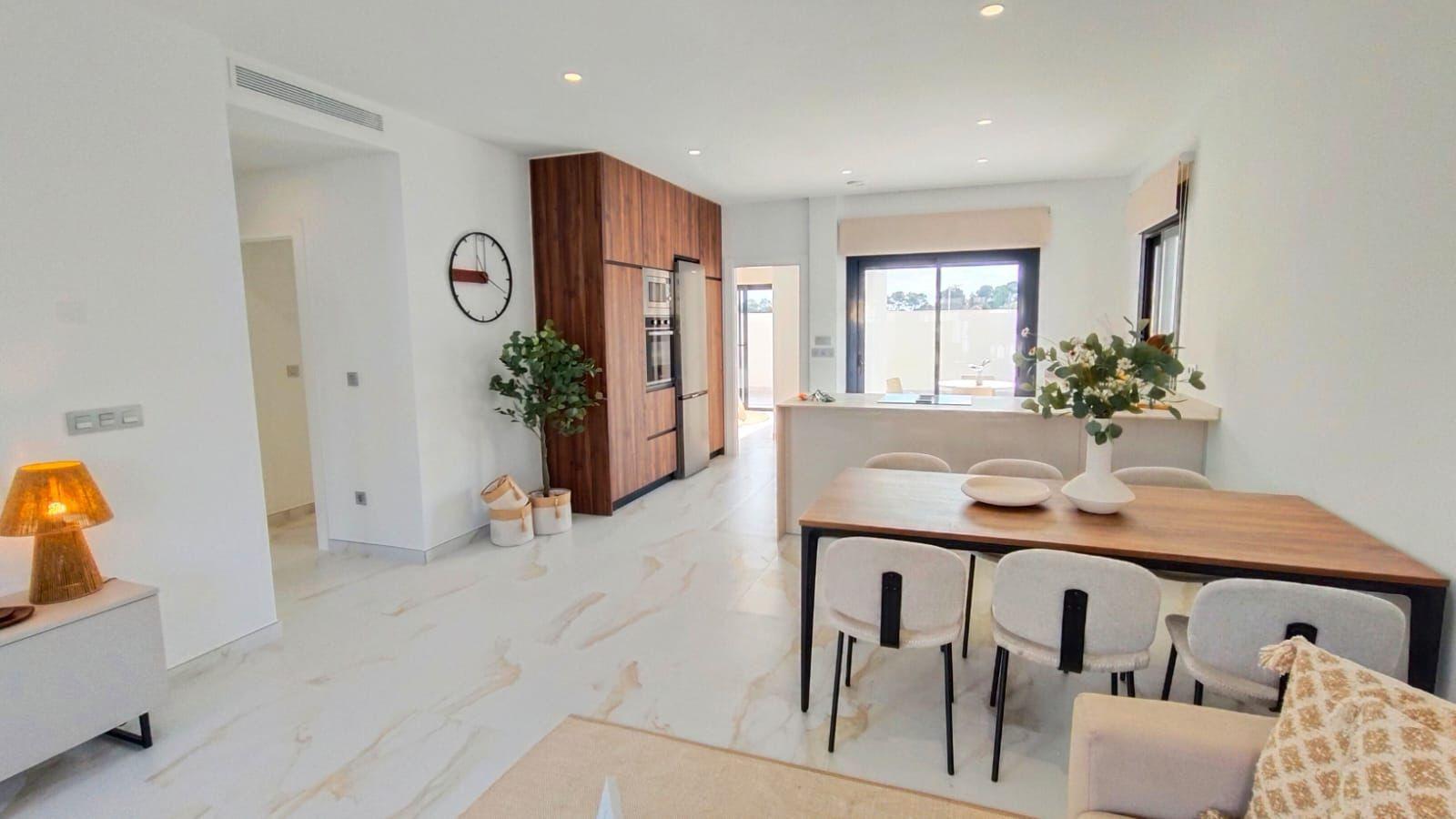 For sale - 3 Bedroom 2 Bathroom Villa in Pilar de La Horadada - Pinar De Campoverde  - Alicante