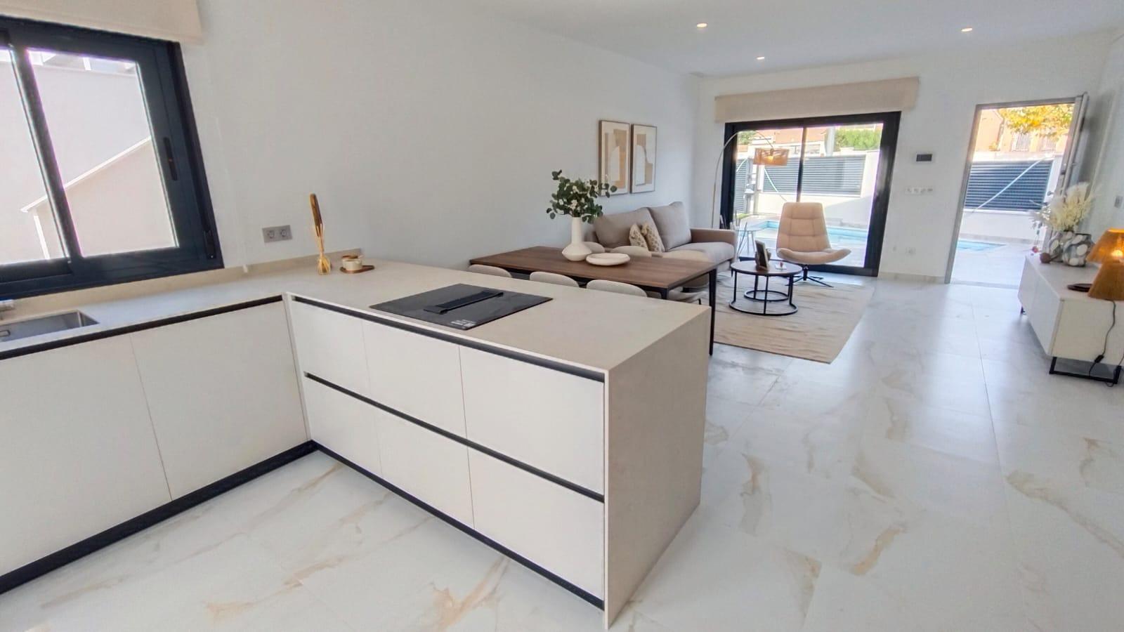 For sale - 3 Bedroom 2 Bathroom Villa in Pilar de La Horadada - Pinar De Campoverde  - Alicante