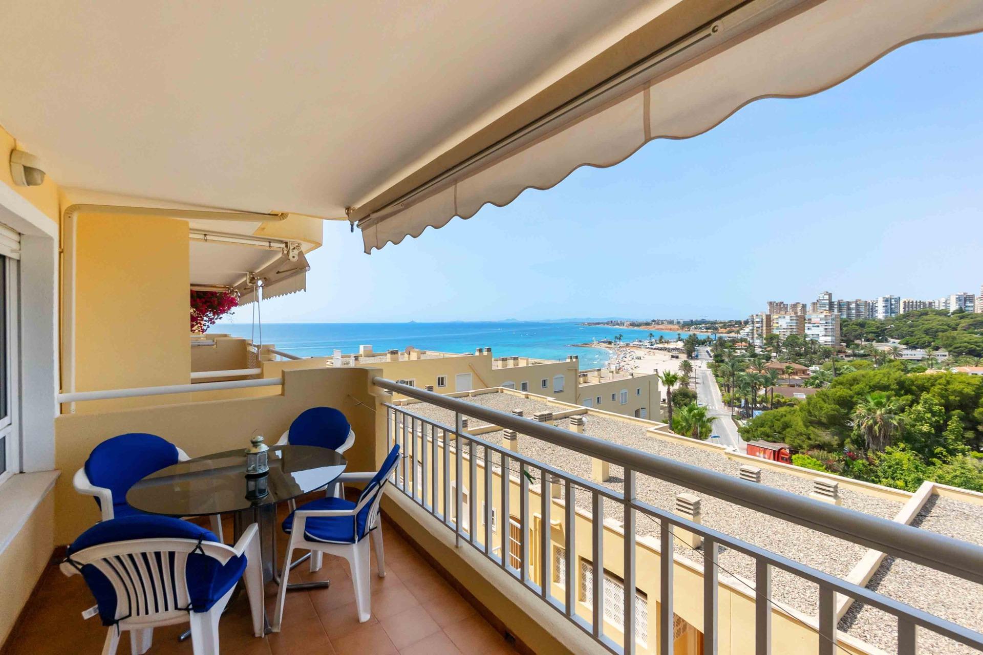 For sale - 3 Bedroom 2 Bathroom Apartment in Cabo Roig - Campoamor  - Alicante