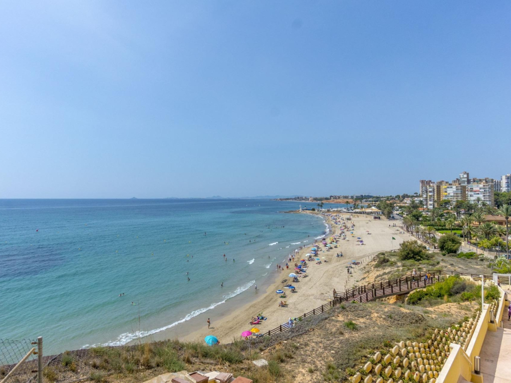 3 Bedroom 2 Bathroom Apartment in Cabo Roig