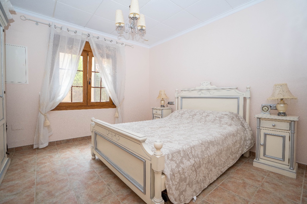 For sale - 7 Bedroom 6 Bathroom Villa in Campoamor - Campoamor  - Alicante