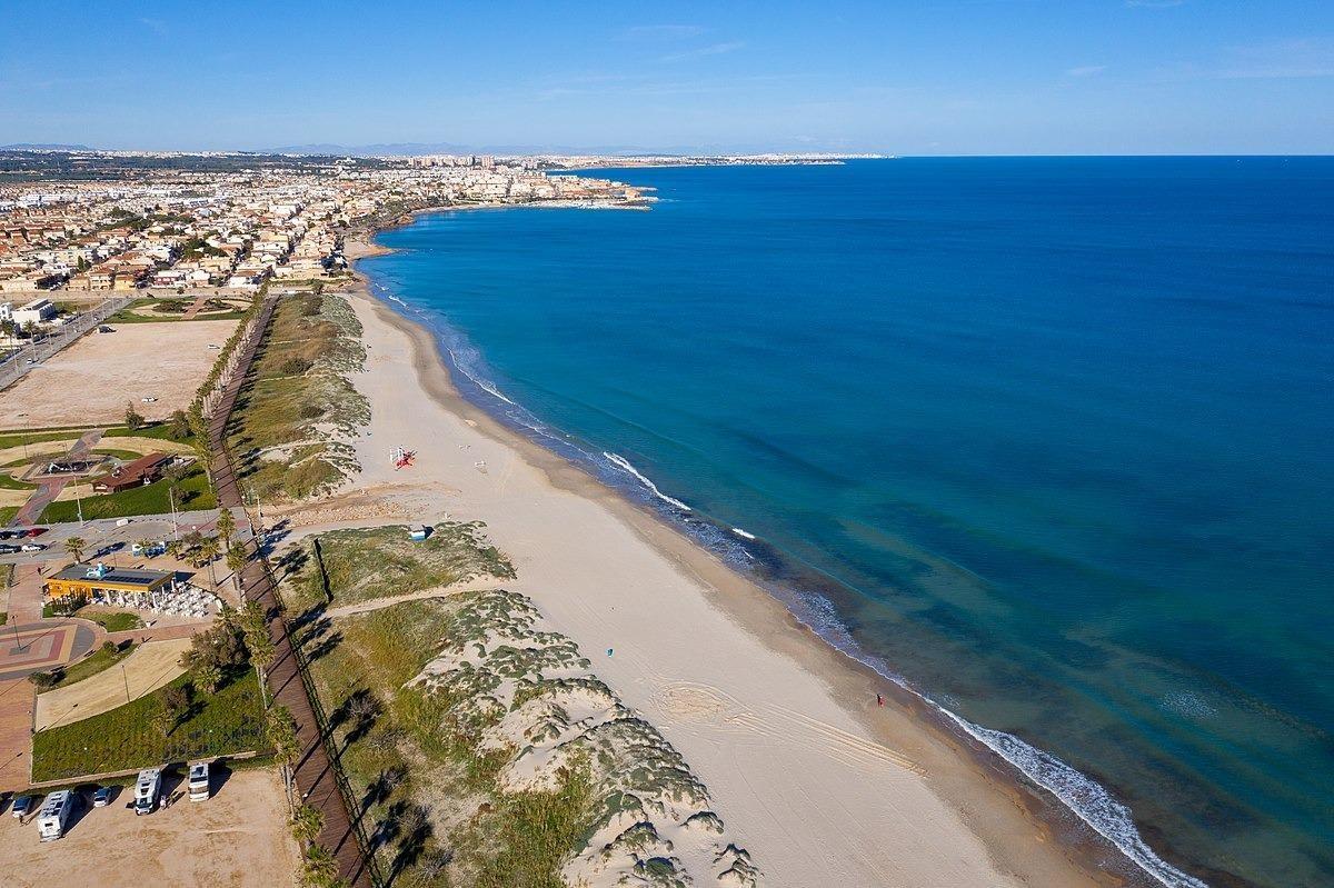 For sale - 3 Bedroom 2 Bathroom Town House in Pilar de La Horadada - Pilar De La Horadada  - Alicante