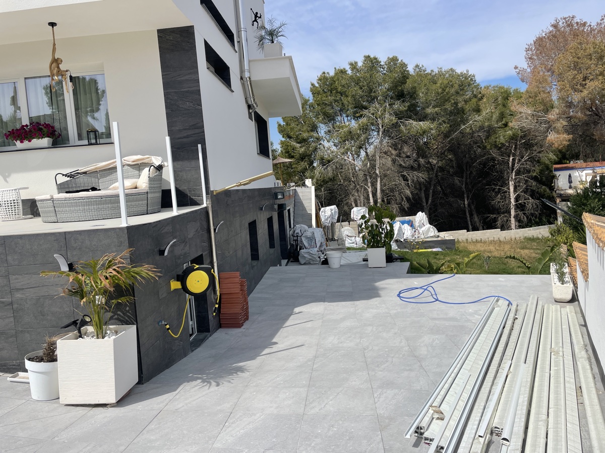 For sale - 4 Bedroom 4 Bathroom Villa in Los Balcones - , Los Balcones, Alicante, Spain - Alicante