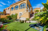 23-11991/48603, 5 Bedroom 3 Bathroom Villa in Torrevieja