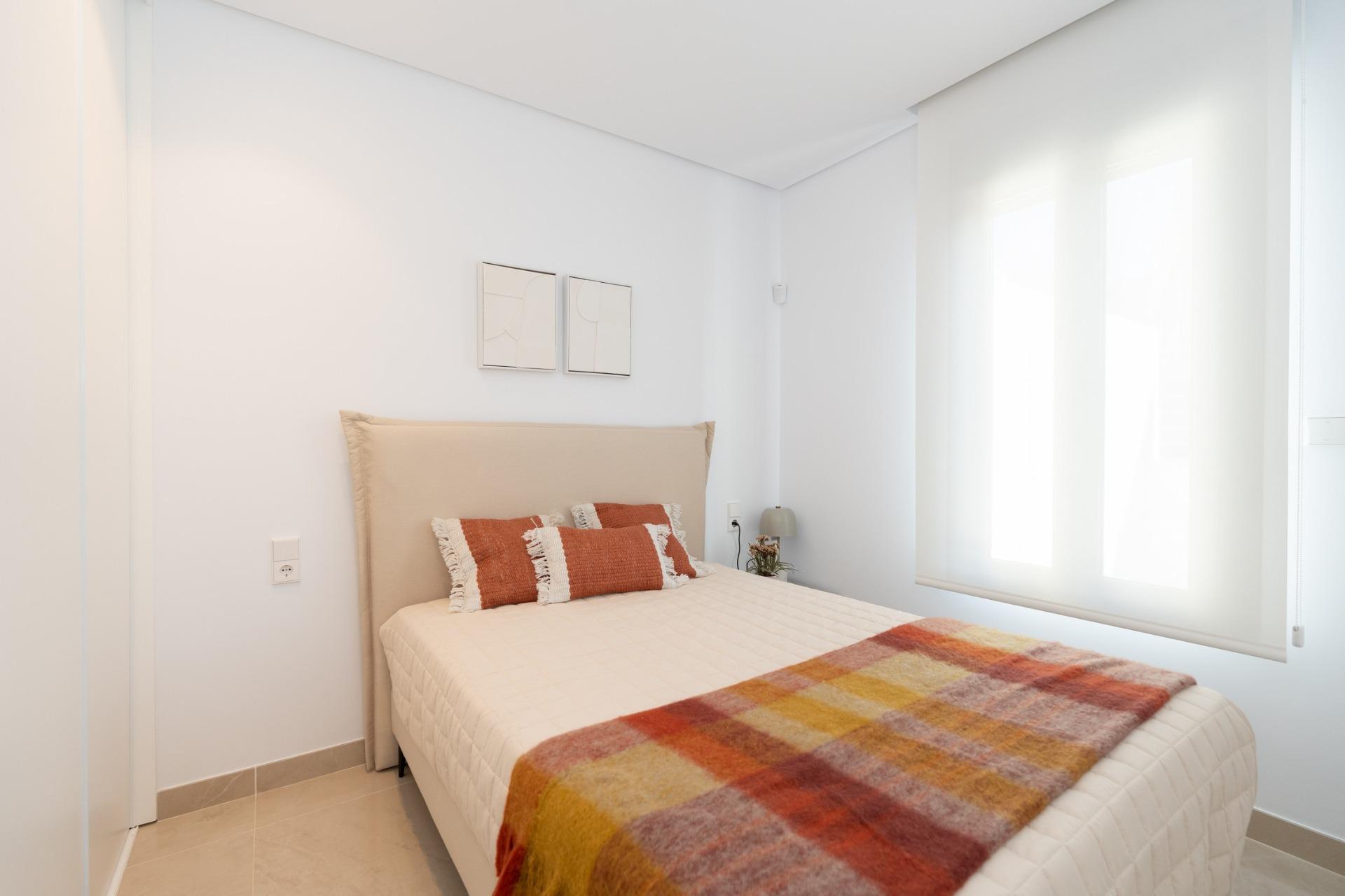 For sale - 3 Bedroom 3 Bathroom Quad House in Gran Alacant - Gran Alacant  - Alicante