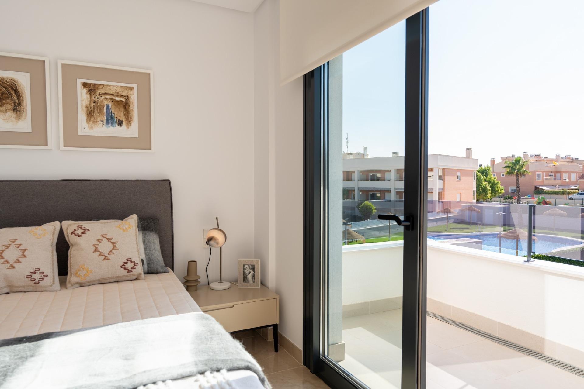 For sale - 3 Bedroom 3 Bathroom Quad House in Gran Alacant - Gran Alacant  - Alicante