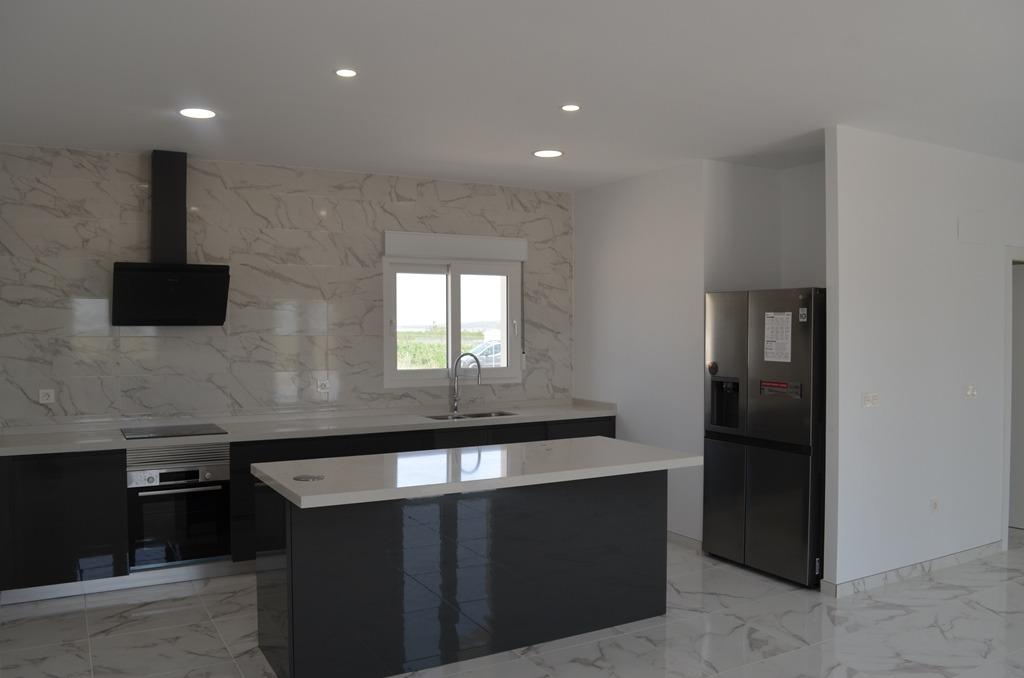 For sale - 4 Bedroom 3 Bathroom Villa in Pinoso - Camino Del Prado  - Alicante