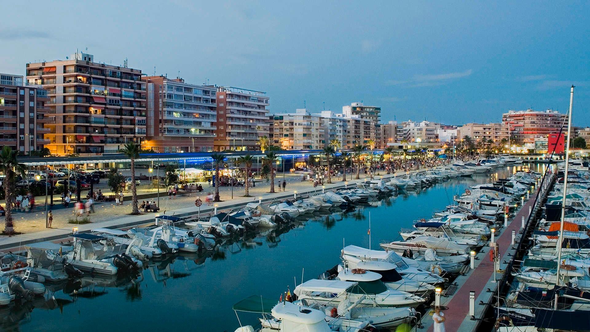 For sale - 3 Bedroom 2 Bathroom Apartment in Santa Pola - Estacion de autobuses  - Alicante