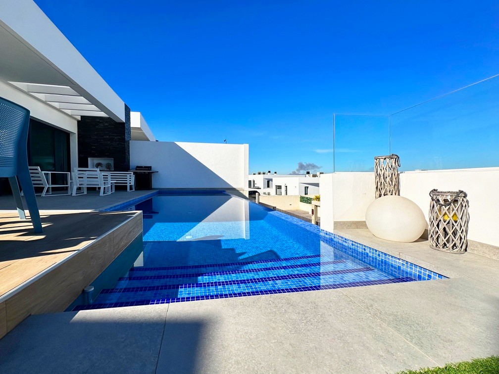 For sale - 3 Bedroom 3 Bathroom Villa in Ciudad Quesada - Rojales  - Alicante