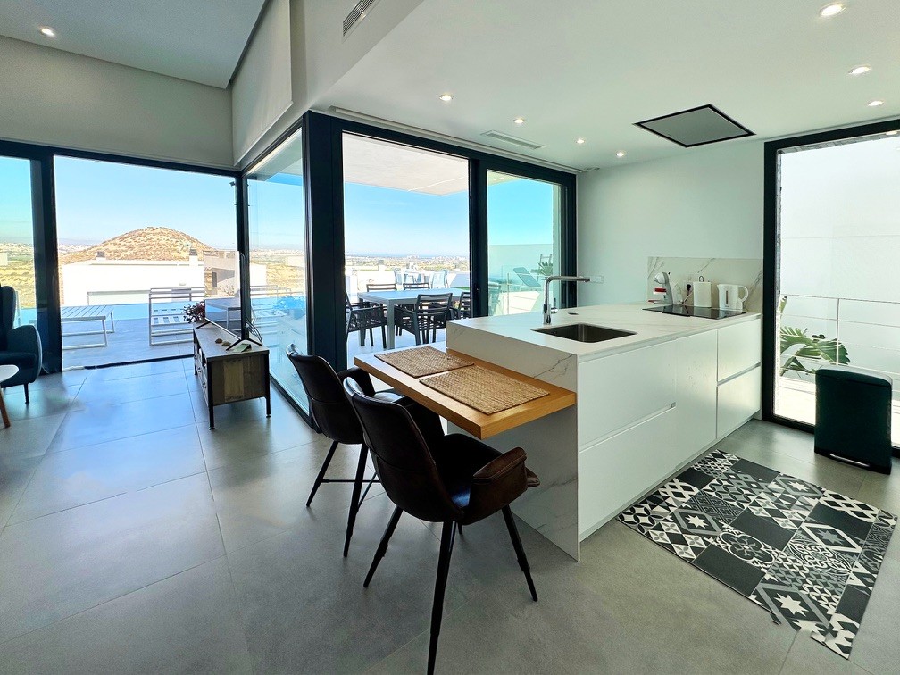 For sale - 3 Bedroom 3 Bathroom Villa in Ciudad Quesada - Rojales  - Alicante