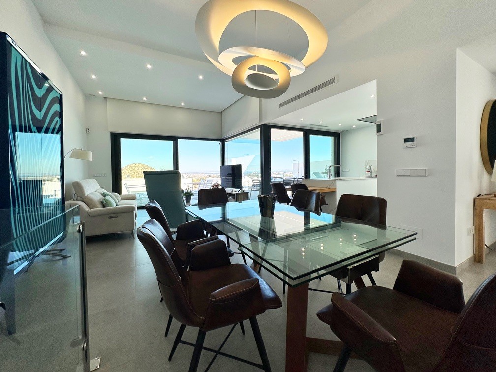 For sale - 3 Bedroom 3 Bathroom Villa in Ciudad Quesada - Rojales  - Alicante
