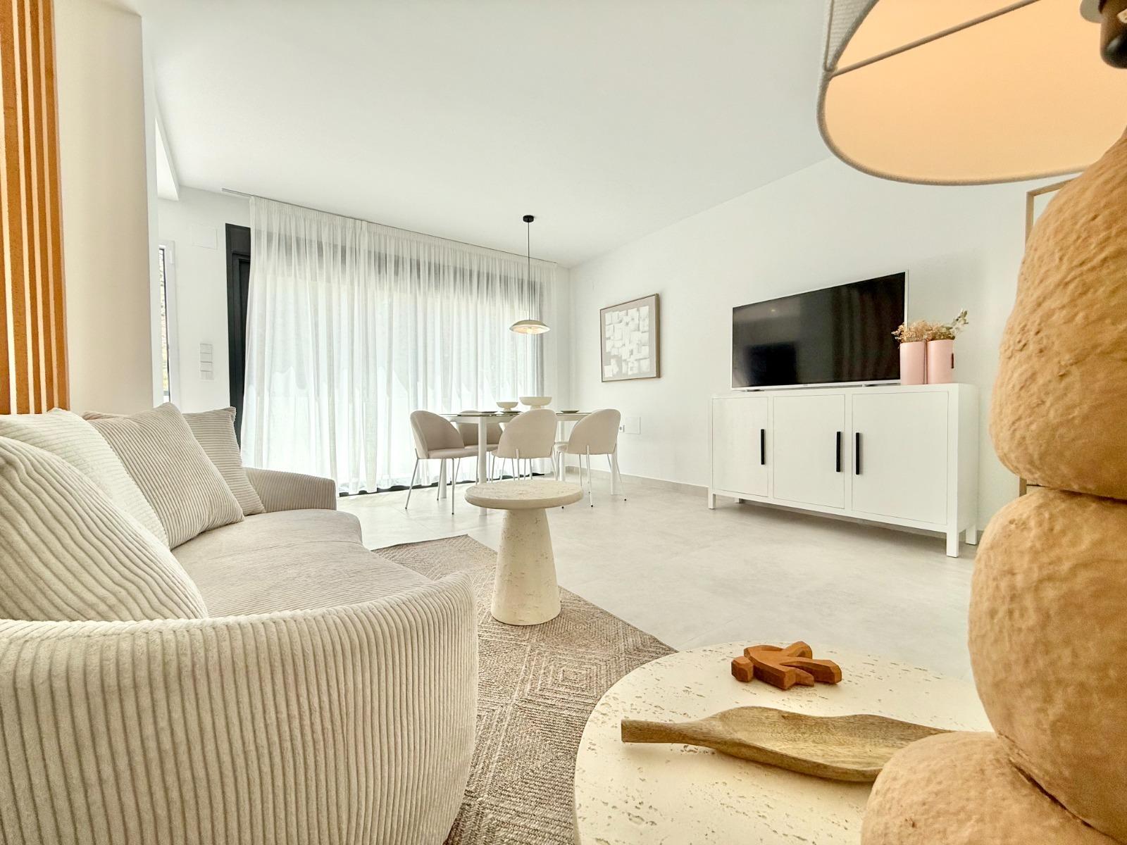 For sale - 3 Bedroom 2 Bathroom Town House in Cox - San Fernando  - Alicante