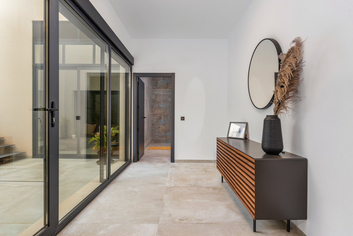 For sale - 5 Bedroom 6 Bathroom House - Detached Villa in Rojales - Ciudad Quesada  - Alicante