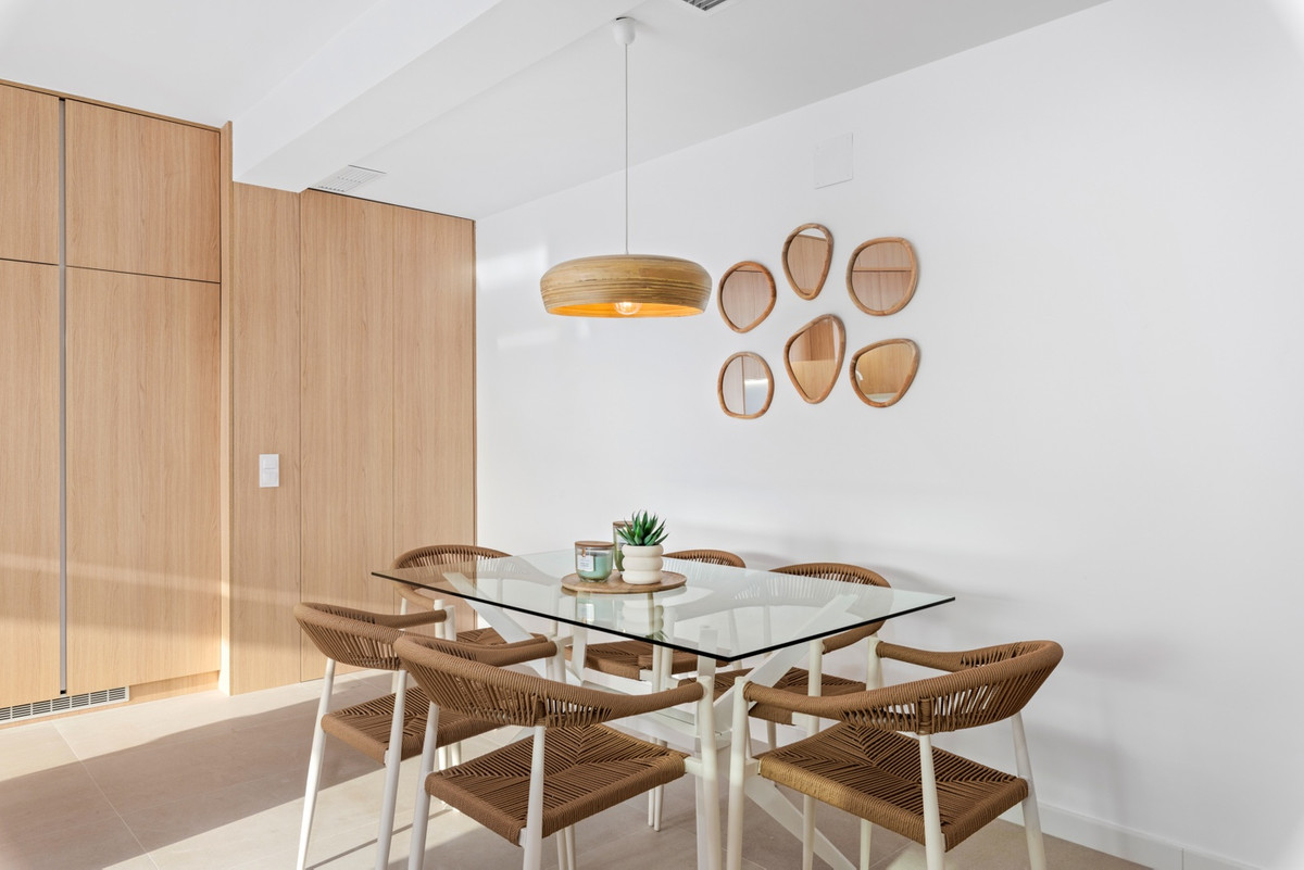 For sale - 3 Bedroom 2 Bathroom House - Detached Villa in Torrevieja - El Chaparral  - Alicante