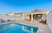 76-R4900378/62532, 3 Bedroom 2 Bathroom House - Detached Villa in Torrevieja