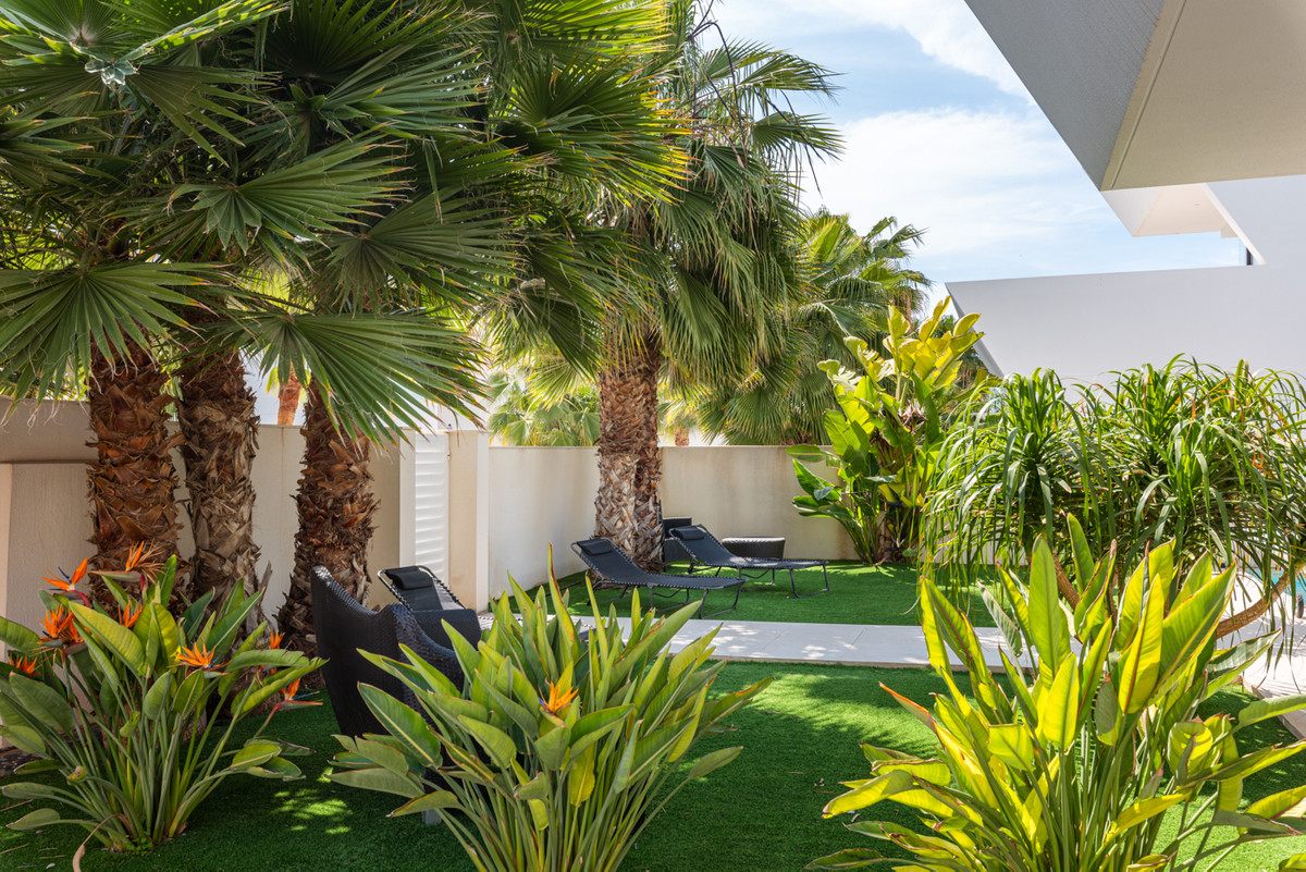 For sale - 4 Bedroom 3 Bathroom Detached Villa in Ciudad Quesada - Ciudad Quesada  - Alicante