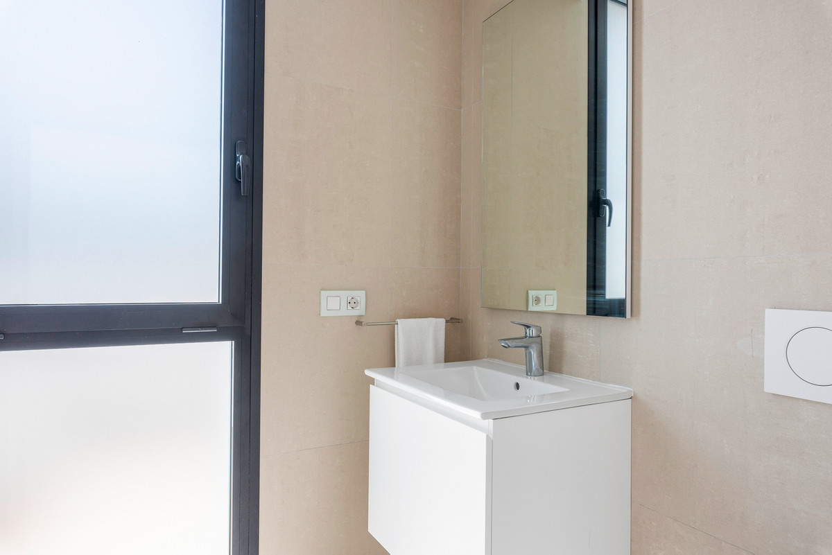 For sale - 4 Bedroom 3 Bathroom Detached Villa in Ciudad Quesada - Ciudad Quesada  - Alicante