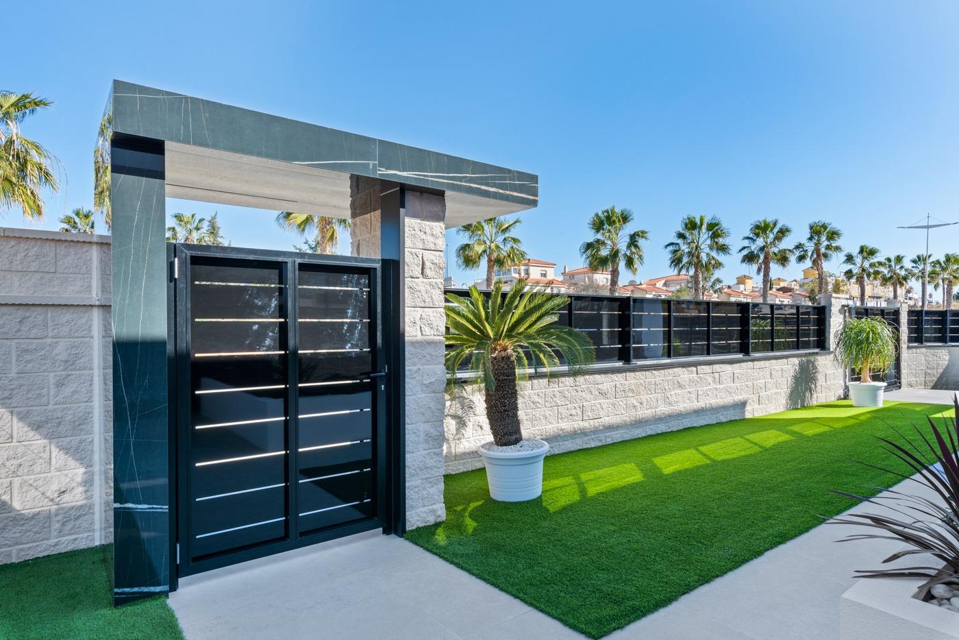 New Build - 3 Bedroom 2 Bathroom Villa in Algorfa - La Finca Golf  - Alicante