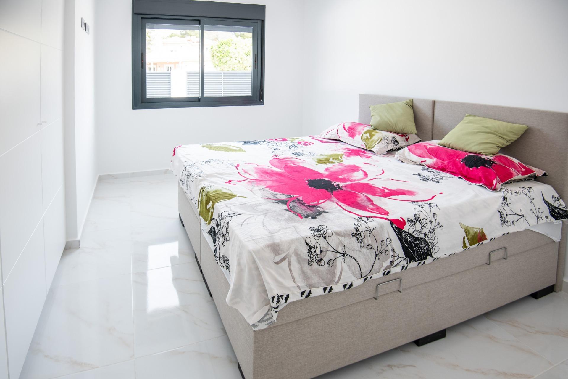 For sale - 3 Bedroom 2 Bathroom Villa in Pilar de La Horadada - Pinar De Campoverde  - Alicante