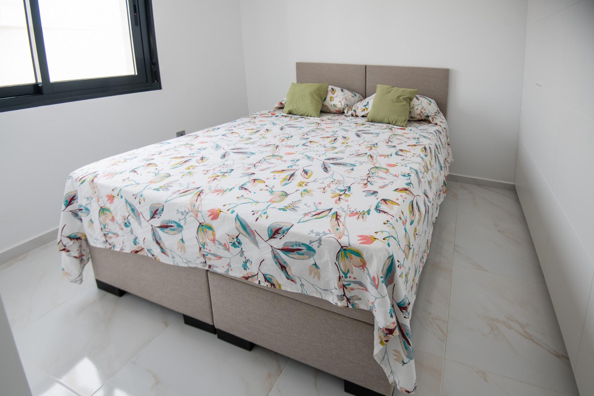 For sale - 3 Bedroom 2 Bathroom Villa in Pilar de La Horadada - Pinar De Campoverde  - Alicante