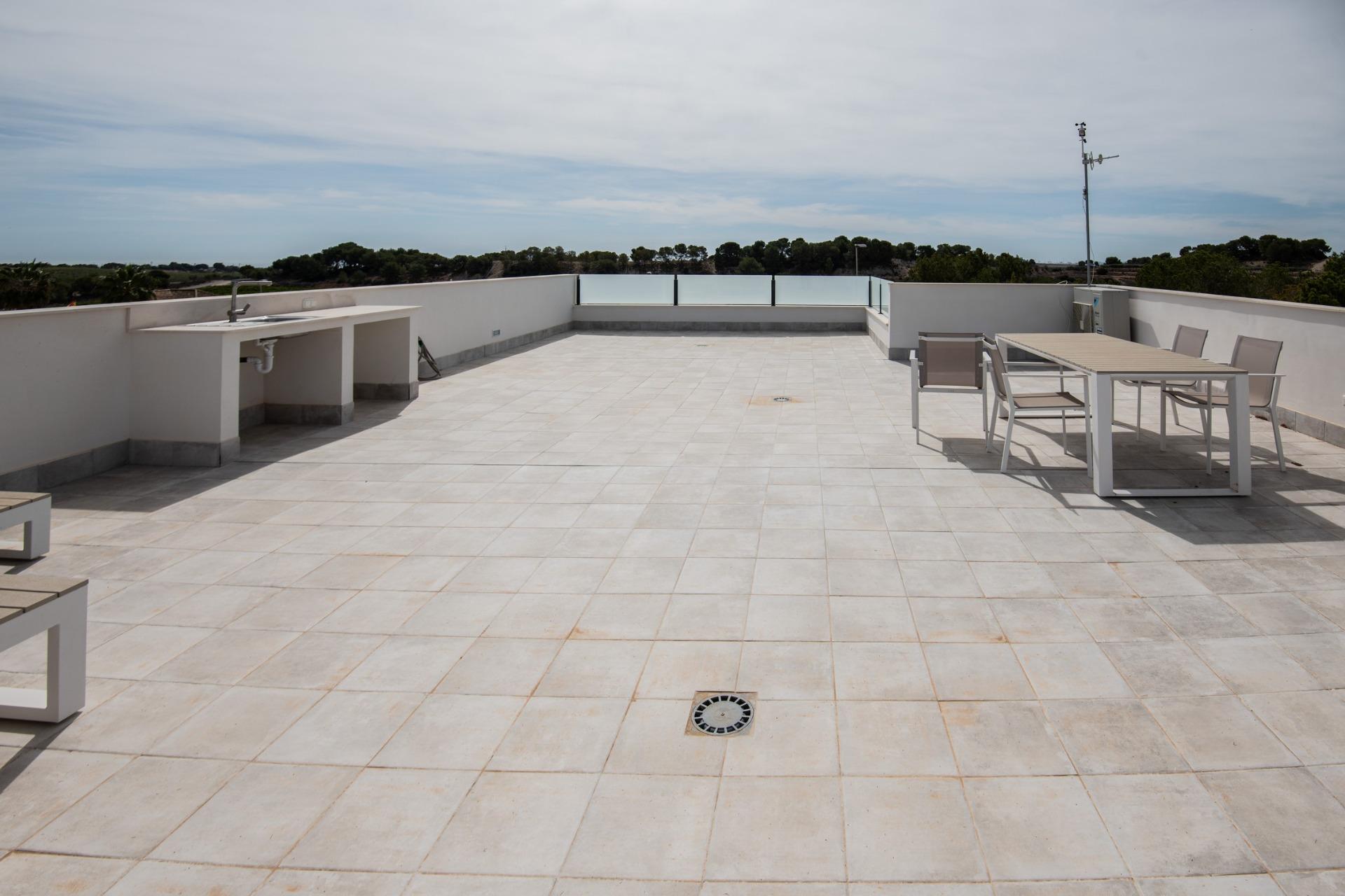 For sale - 3 Bedroom 2 Bathroom Villa in Pilar de La Horadada - Pinar De Campoverde  - Alicante