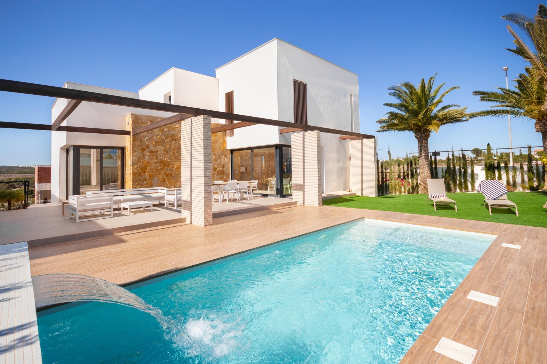 New Build - 4 Bedroom 4 Bathroom Villa in Cabo Roig - Campoamor  - Alicante