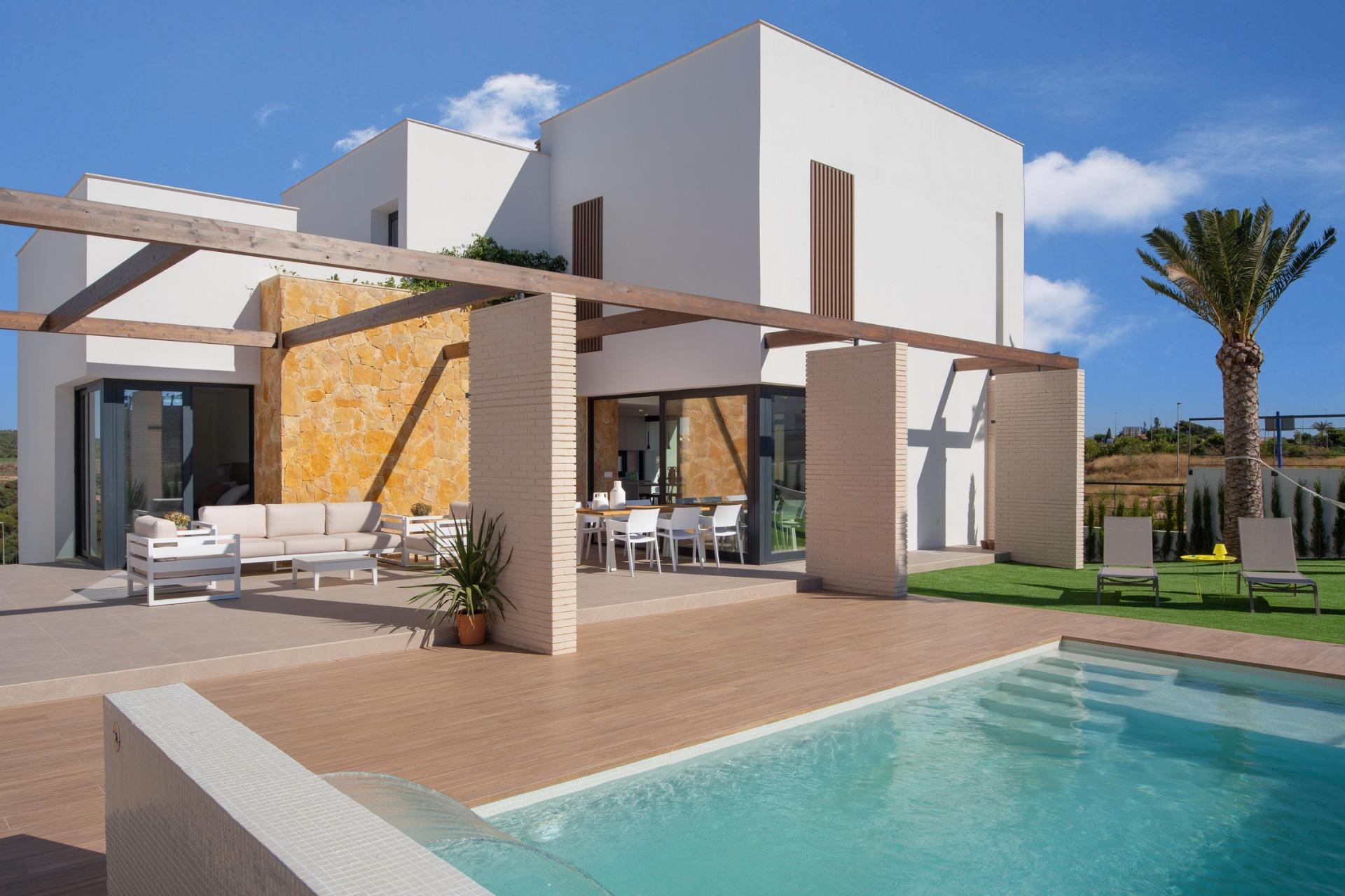 New Build - 4 Bedroom 4 Bathroom Villa in Cabo Roig - Campoamor  - Alicante