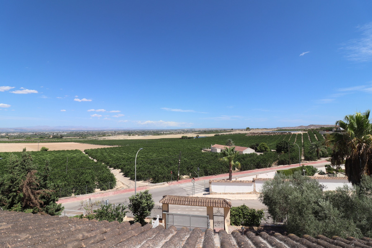 For sale - 5 Bedroom 2 Bathroom House - Detached Villa in Algorfa - Algorfa Centro  - Alicante