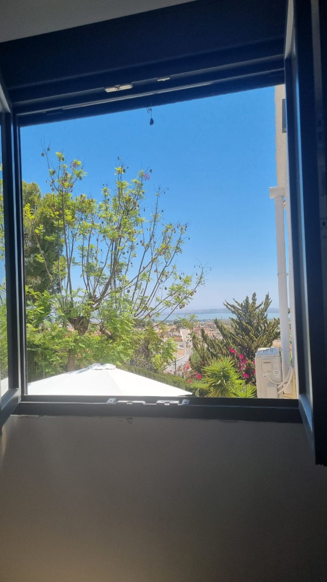 For sale - 5 Bedroom 3 Bathroom House - Detached Villa in Rojales - Ciudad Quesada  - Alicante