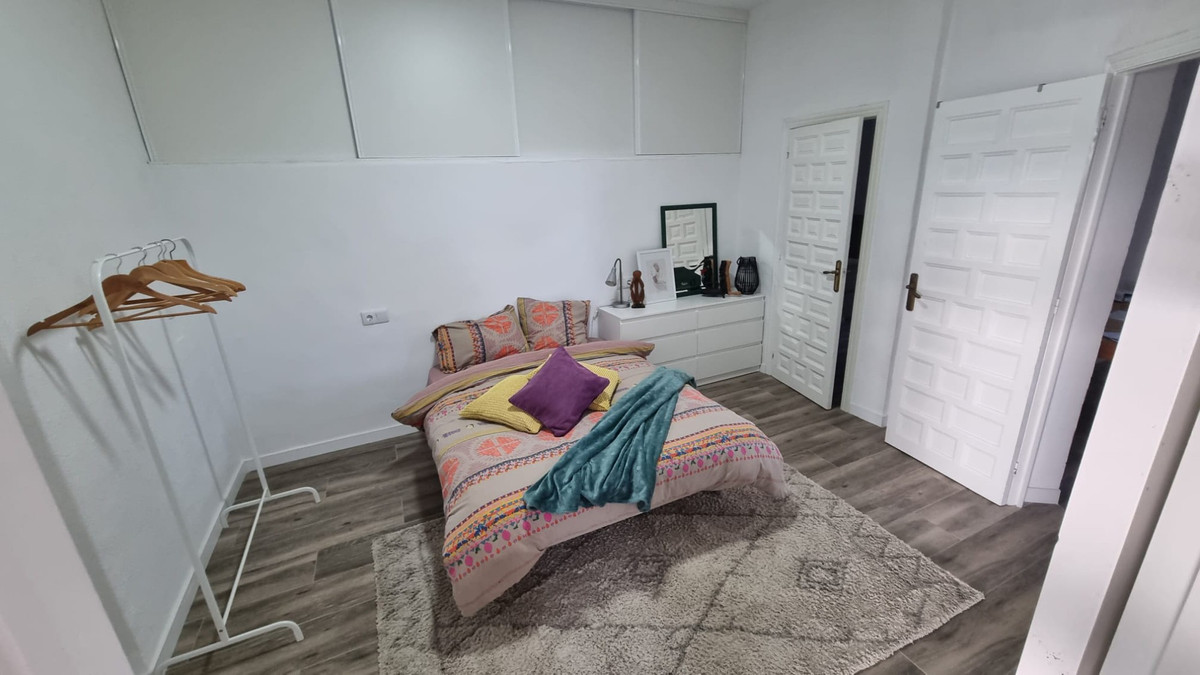 For sale - 5 Bedroom 3 Bathroom House - Detached Villa in Rojales - Ciudad Quesada  - Alicante