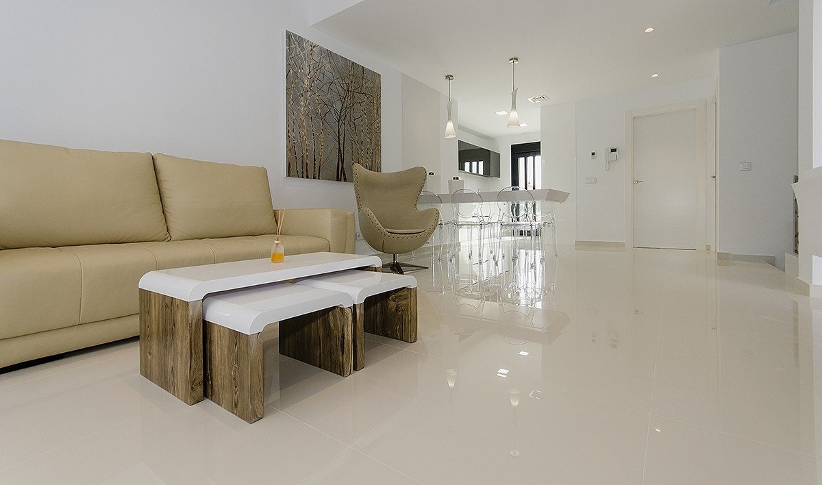 For sale - 4 Bedroom 2 Bathroom Villa in Orihuela Costa - Campoamor  - Alicante