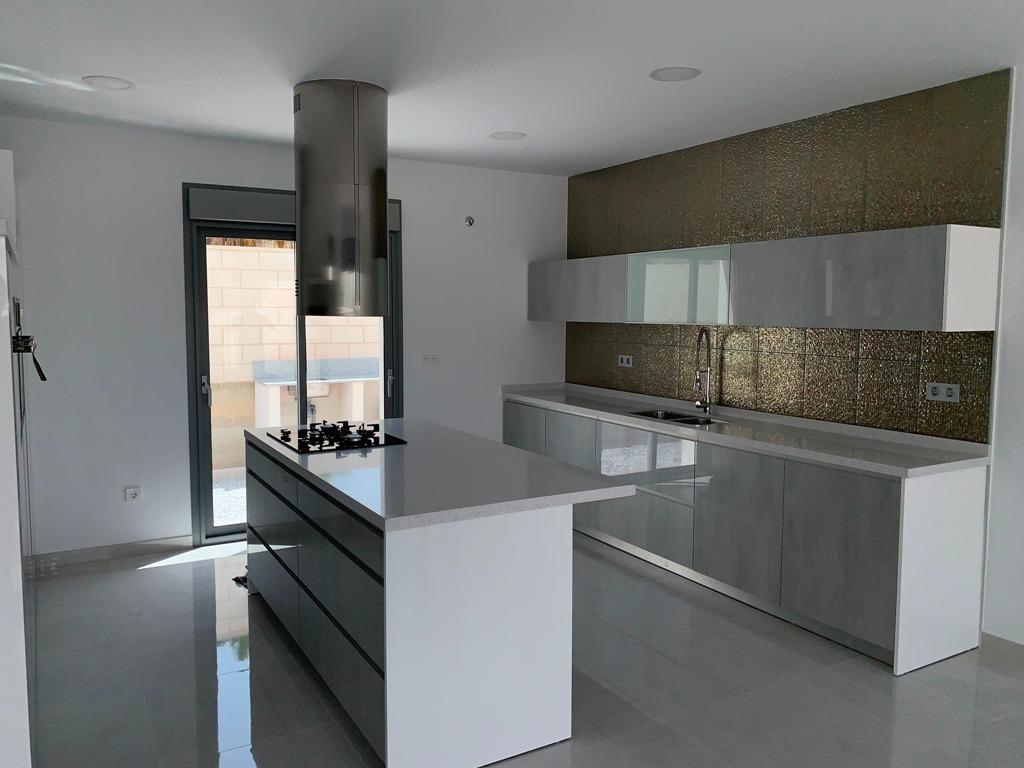 For sale - 4 Bedroom 3 Bathroom Villa in Pinoso - Camino Del Prado  - Alicante