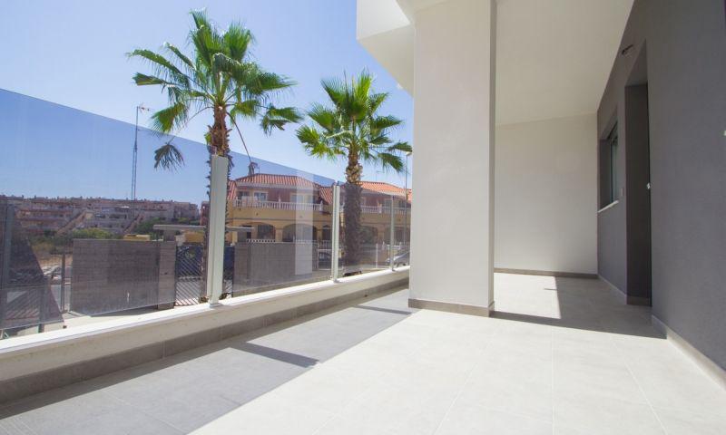 For sale - 2 Bedroom 2 Bathroom Apartment in Orihuela Costa - Las Filipinas  - Alicante