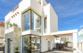 31-27-115-10-115/64368, 3 Bedroom 3 Bathroom Villa in Rojales