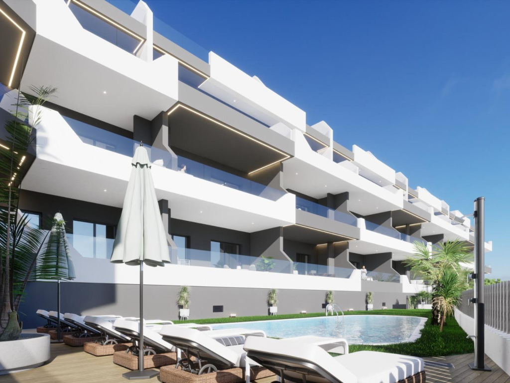 3 Bedroom 2 Bathroom Apartment in Benijofar