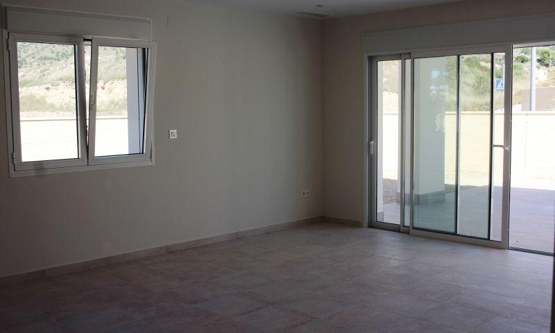 For sale - 3 Bedroom 2 Bathroom Villa in La Romana - Villas de la Romana  - Alicante