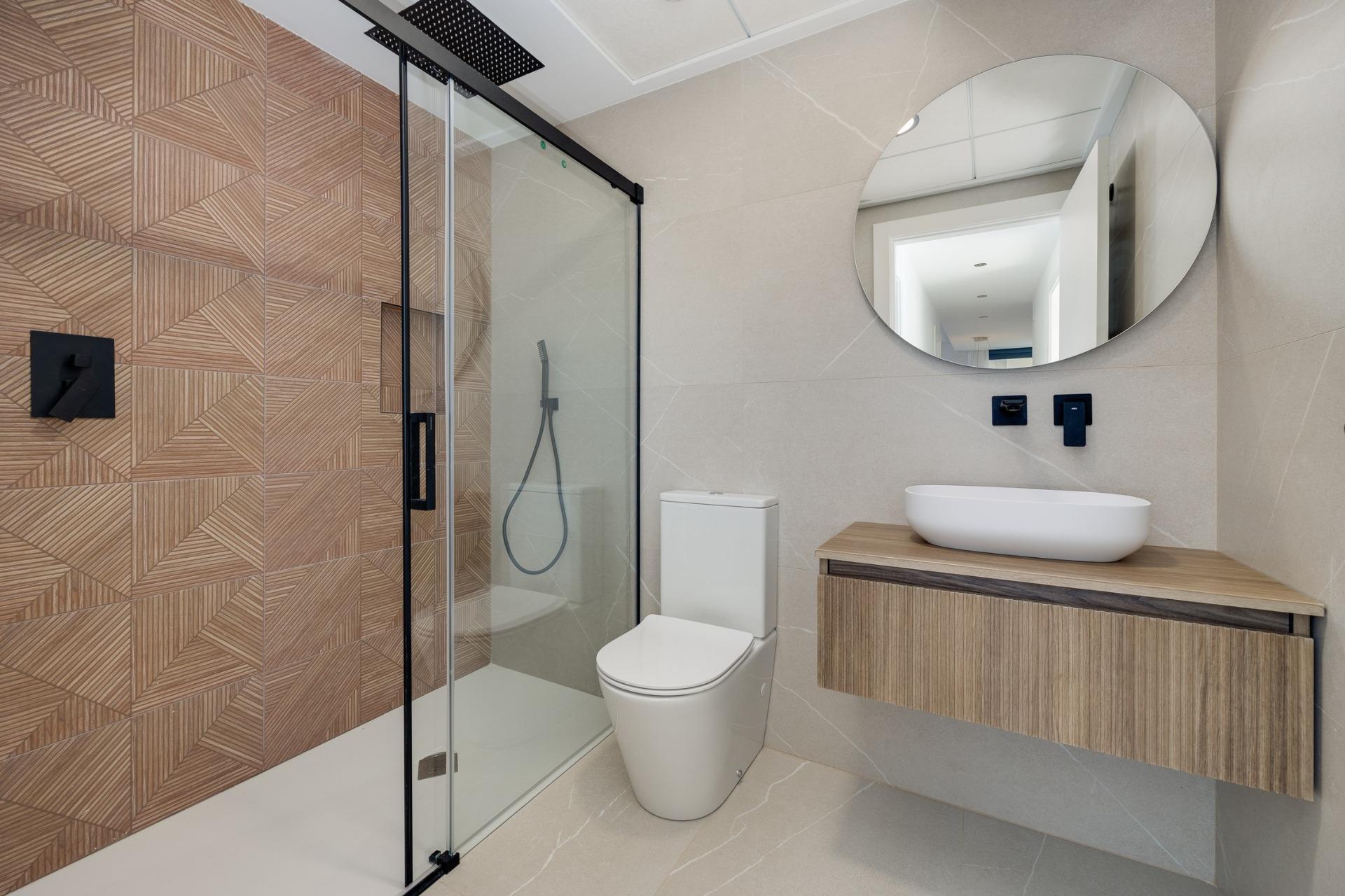 For sale - 3 Bedroom 2 Bathroom Villa in Torrevieja - Sector 25  - Alicante