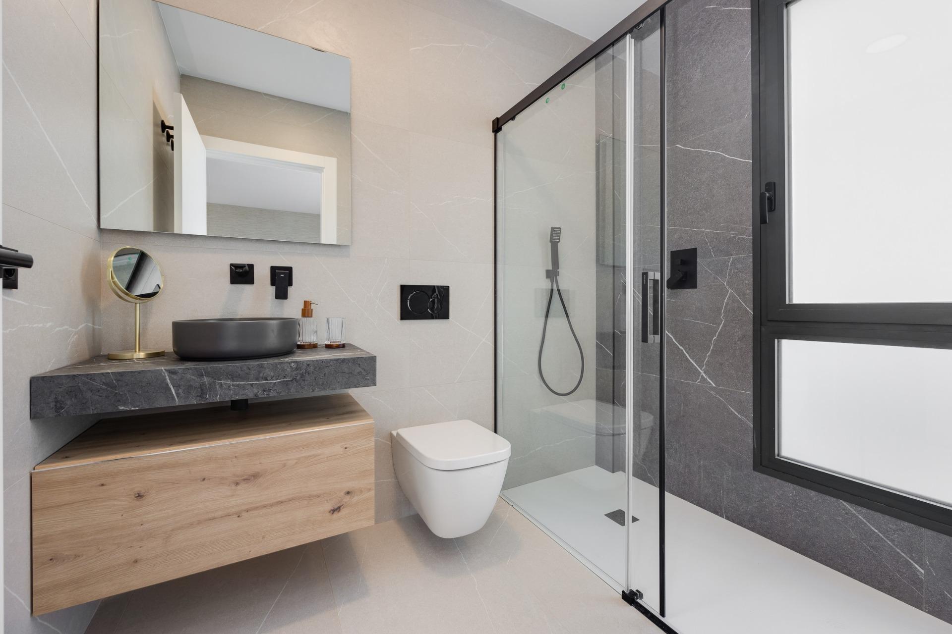 For sale - 3 Bedroom 2 Bathroom Villa in Torrevieja - Sector 25  - Alicante