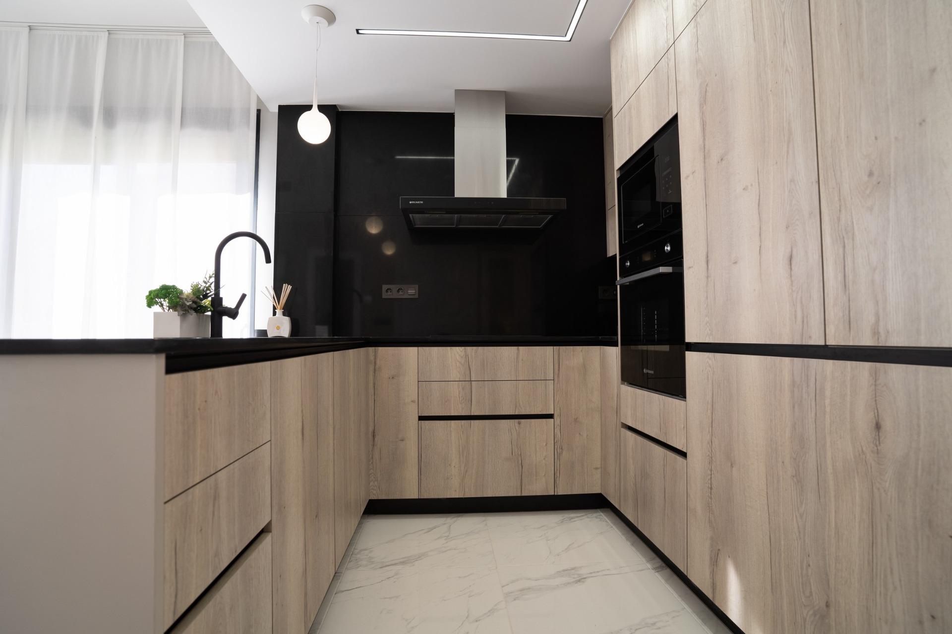 For sale - 3 Bedroom 2 Bathroom Bungalow in Pilar de La Horadada - pueblo  - Alicante