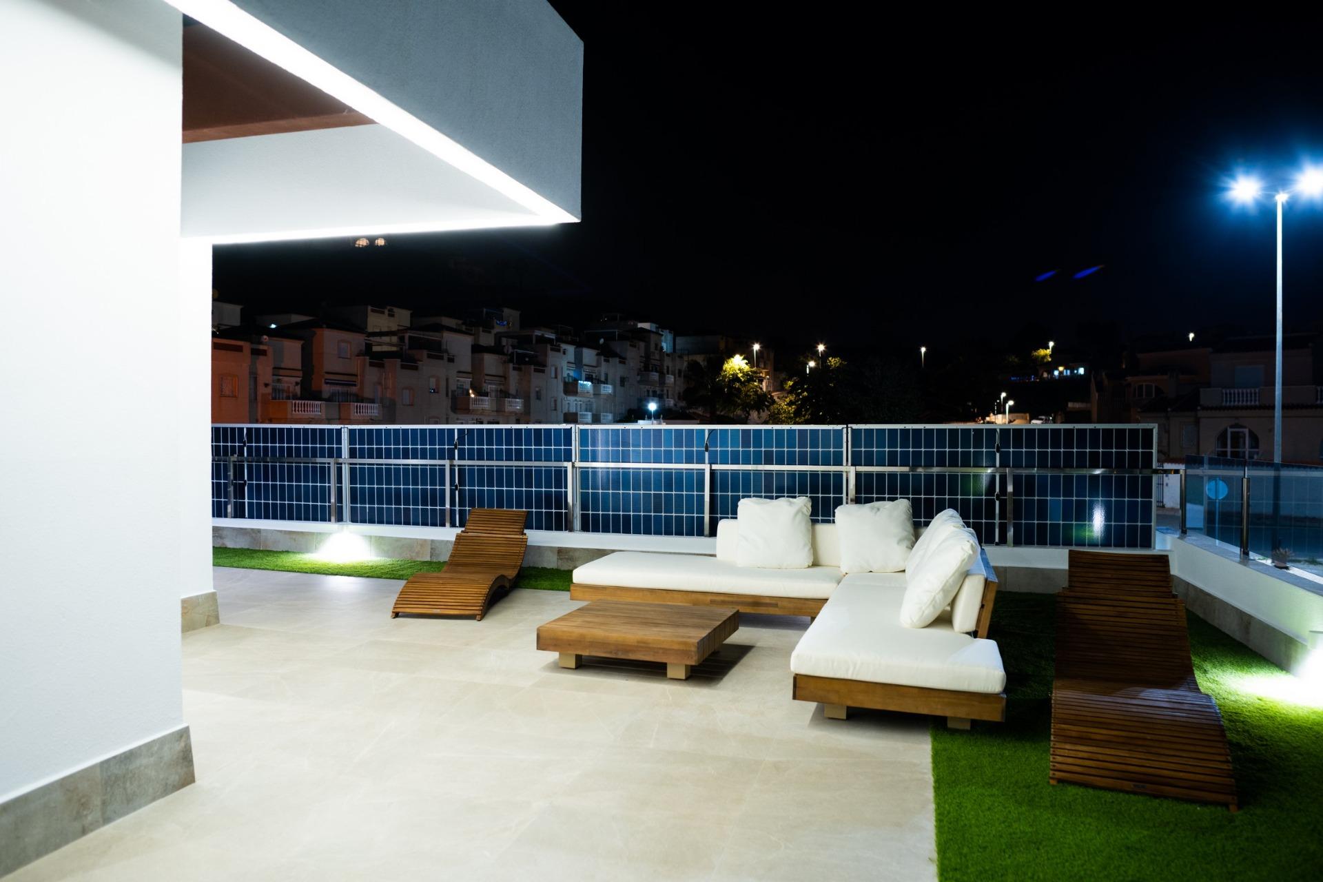 For sale - 3 Bedroom 2 Bathroom Villa in Ciudad Quesada - Golf La Marquesa (Ciudad Quesada)  - Alicante