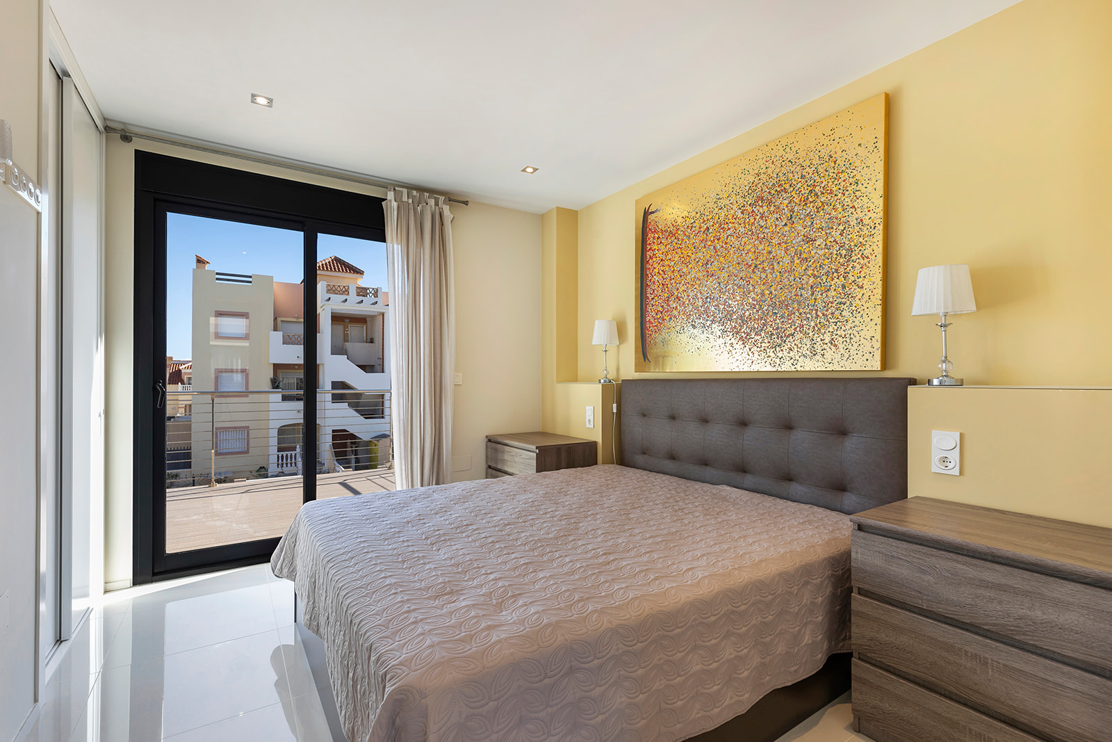 For sale - 5 Bedroom 4 Bathroom Villa in La Zenia - Orihuela Costa  - Alicante