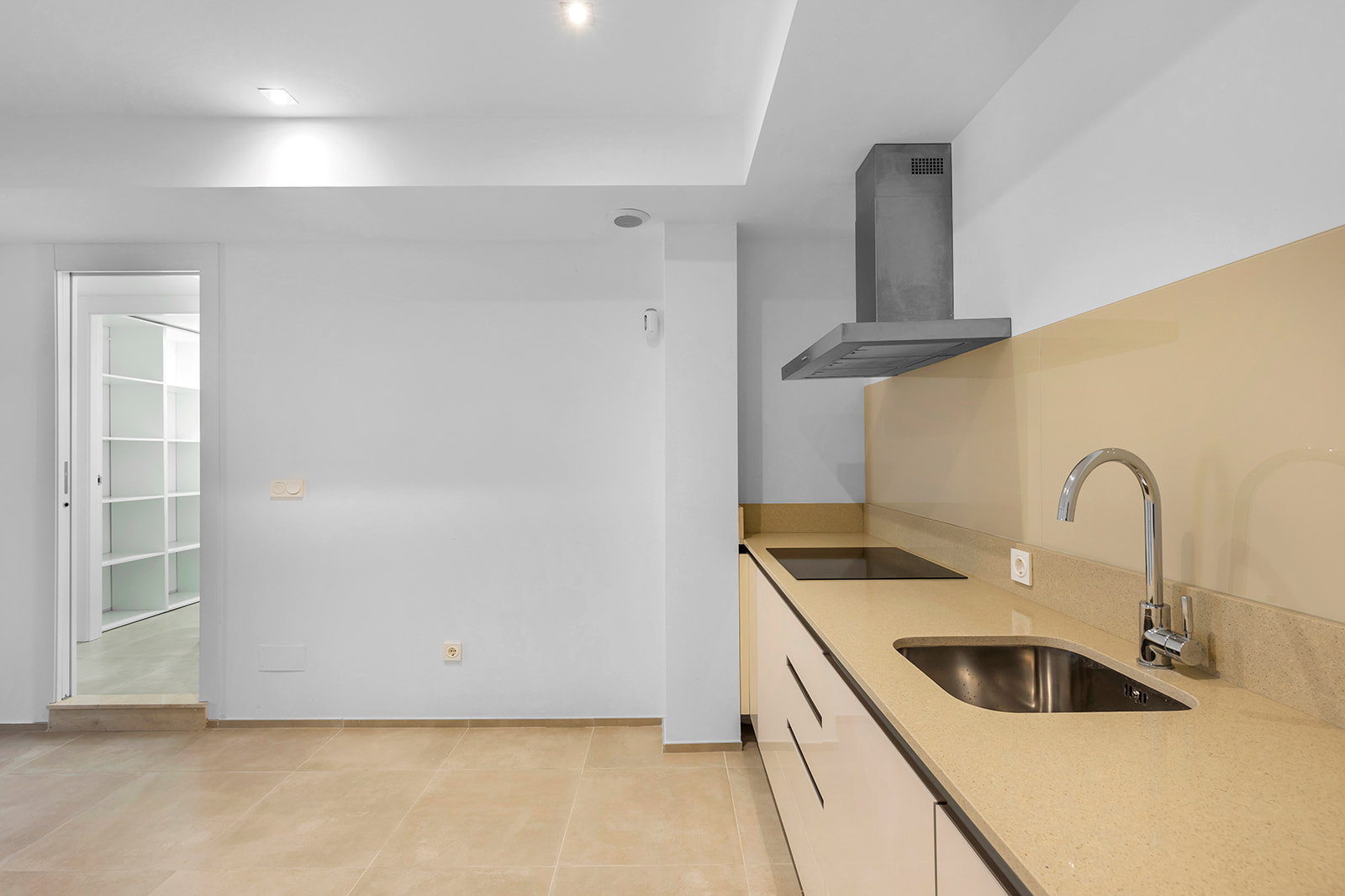 For sale - 5 Bedroom 4 Bathroom Villa in La Zenia - Orihuela Costa  - Alicante