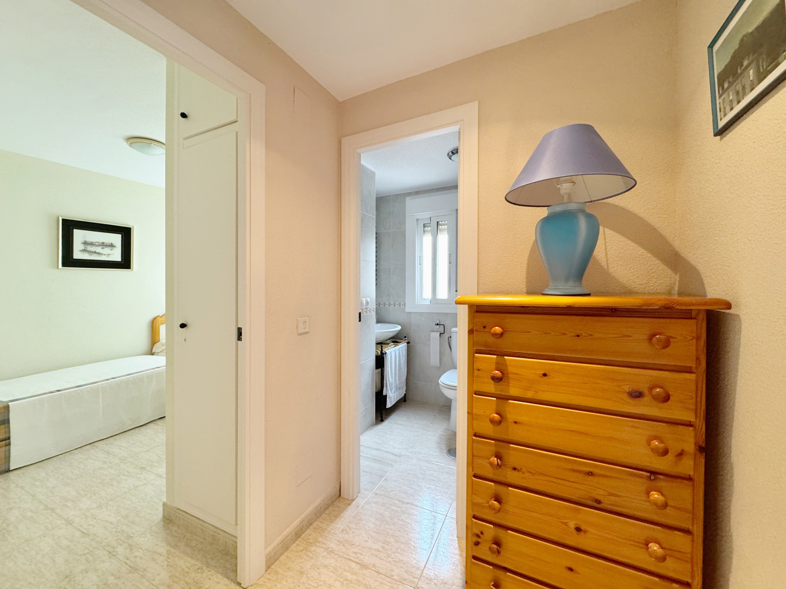 For sale - 2 Bedroom 2 Bathroom Apartment in Punta Prima - Punta Prima  - Alicante